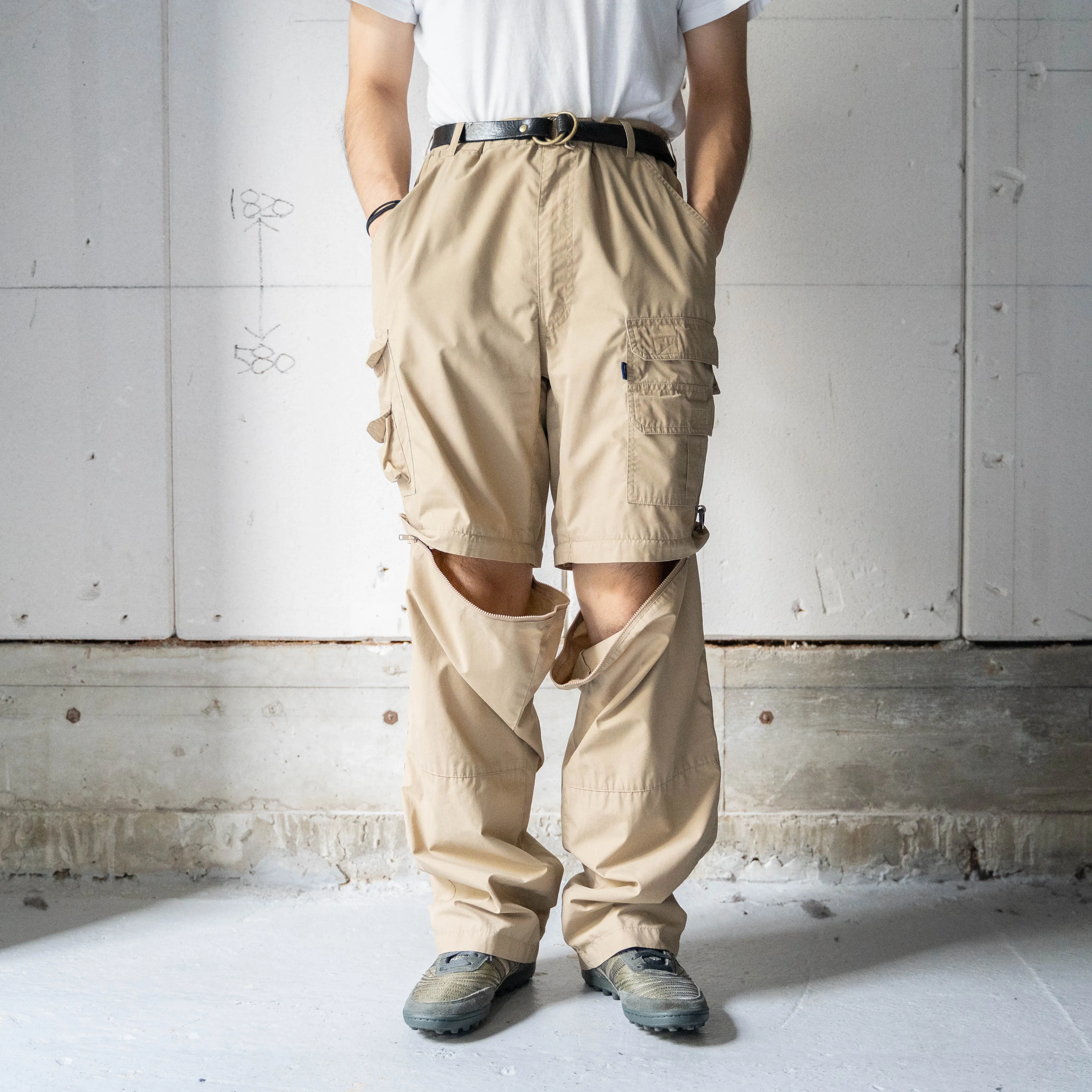 1990s asymmetry design detachable cargo pants