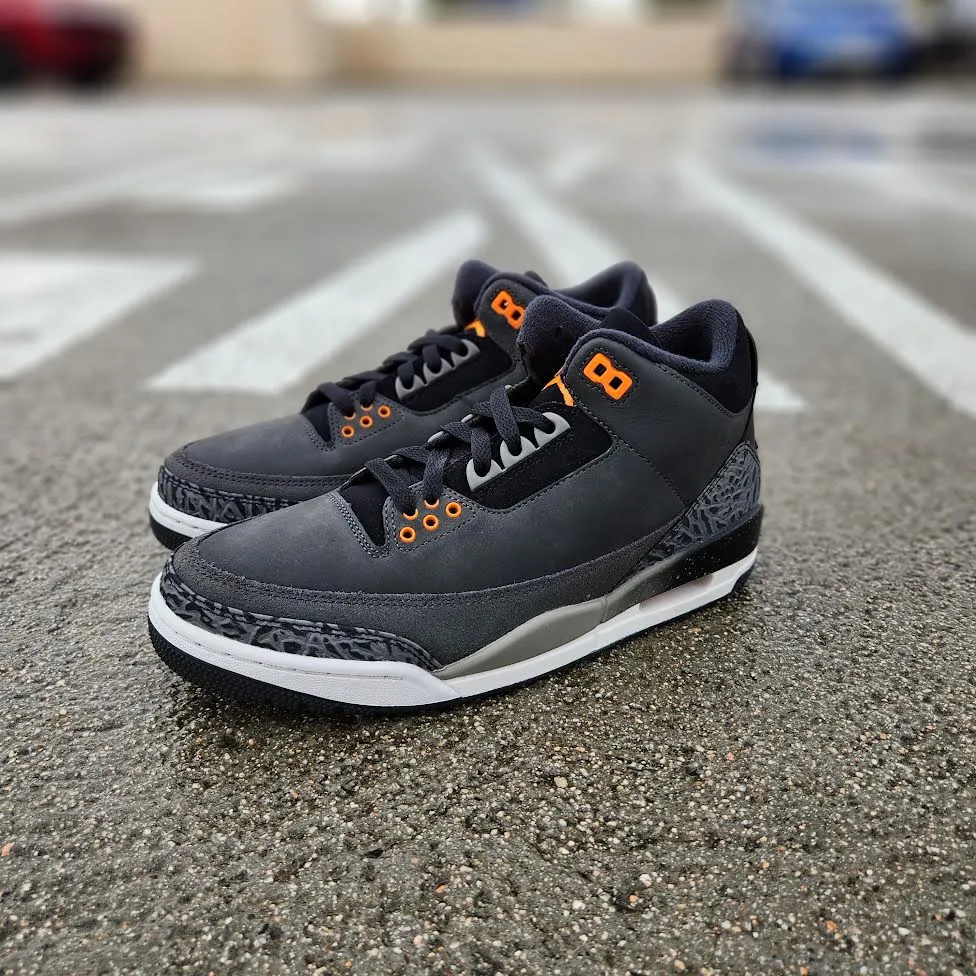 AIR JORDAN 3 RETRO "FEAR"