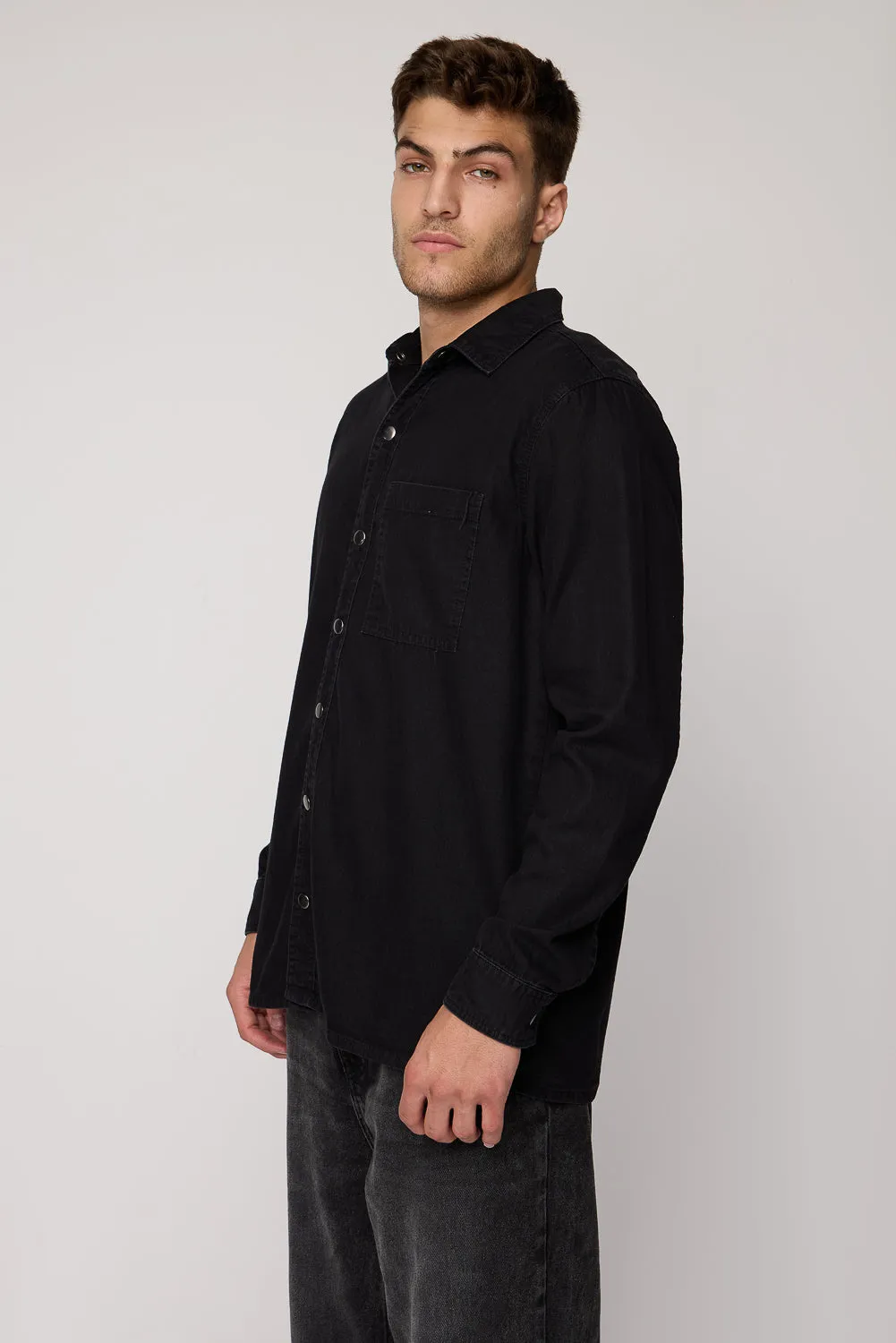 Black Single Pocket Men's Shirt