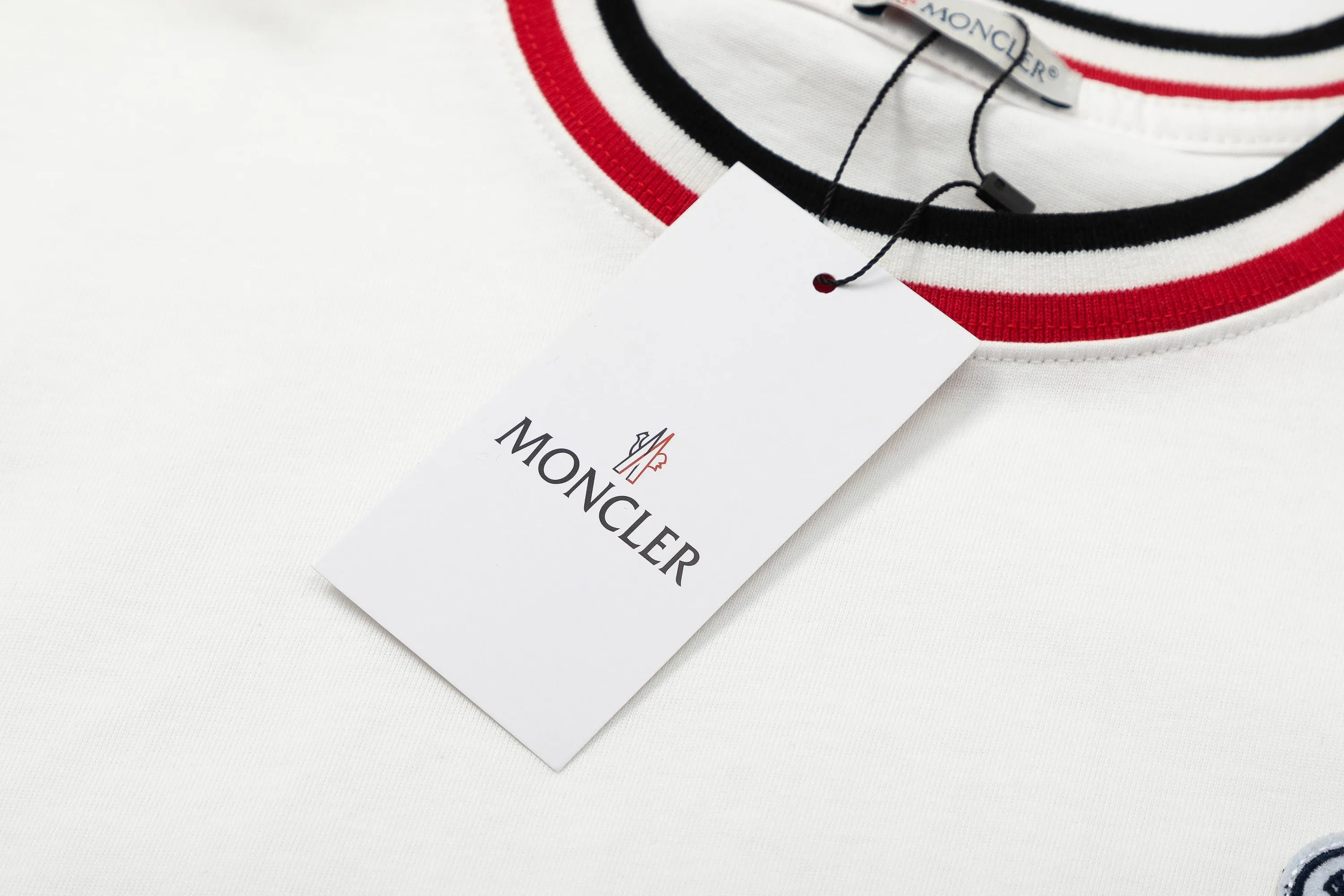 Camiseta Moncler Branca 36