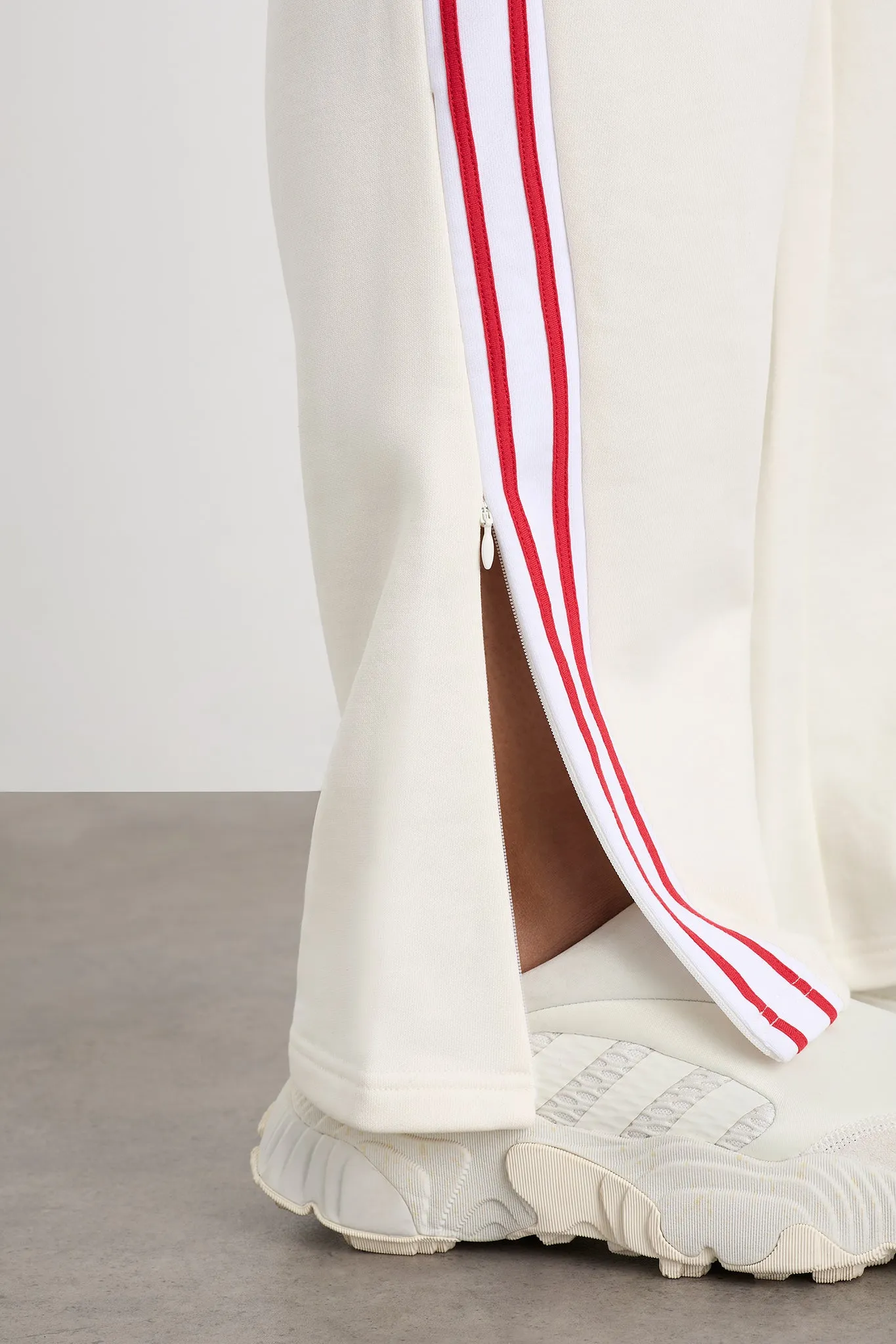 Contrast Zip Trackpants 504