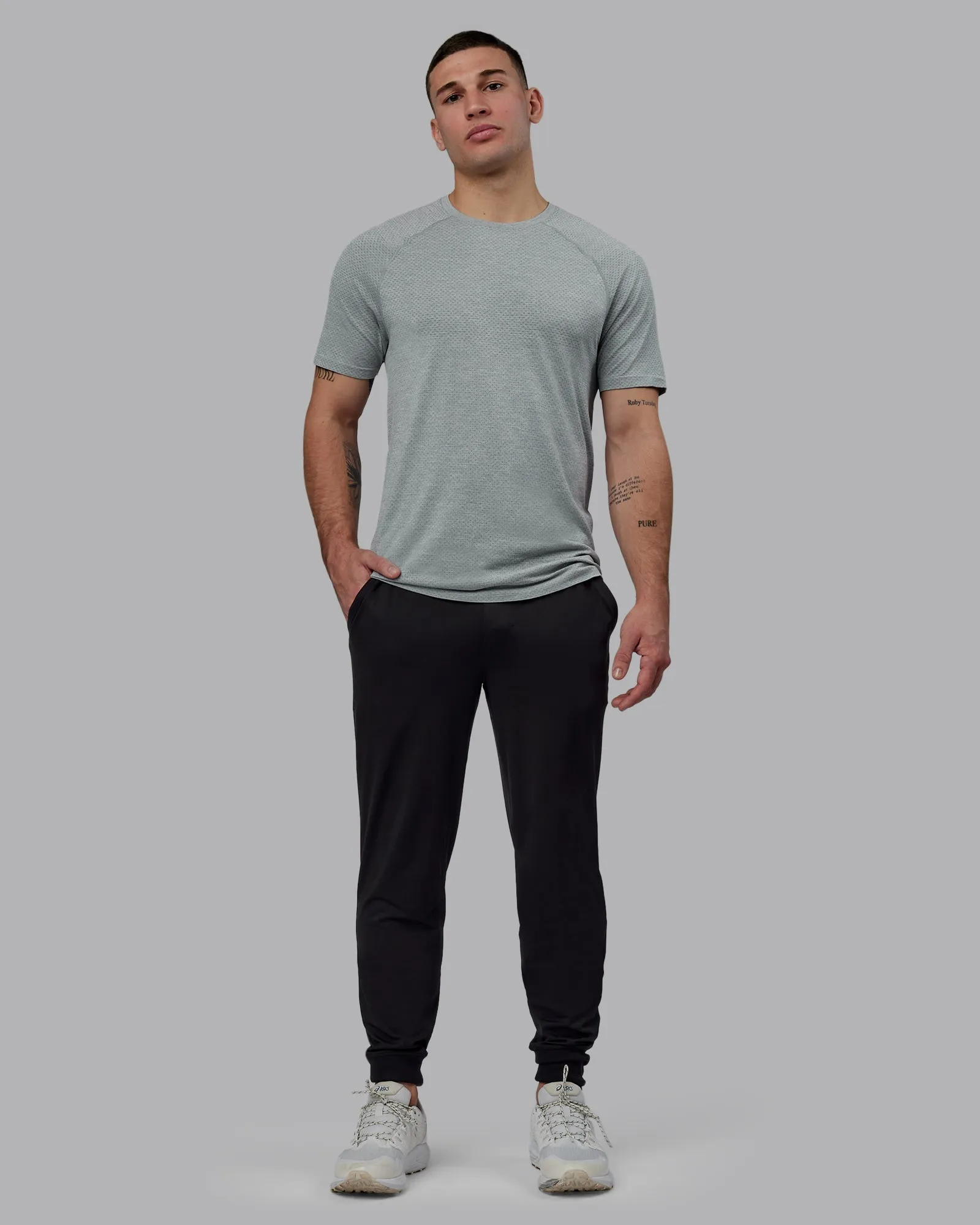 Restore CloudFLX Joggers - Black