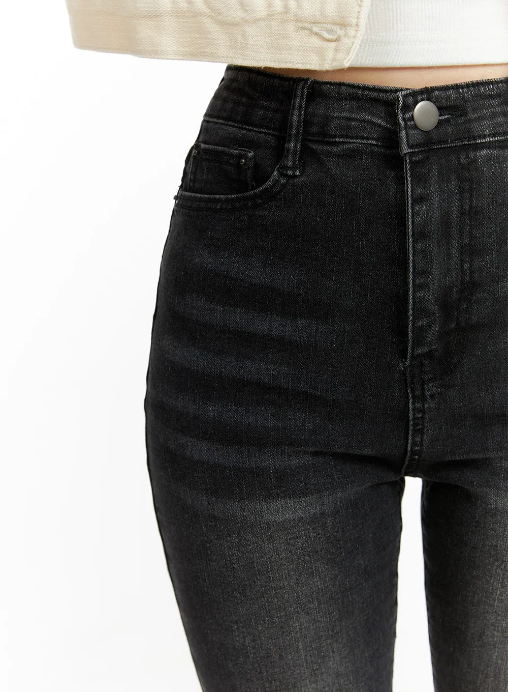 Solid Flared Jeans OM411